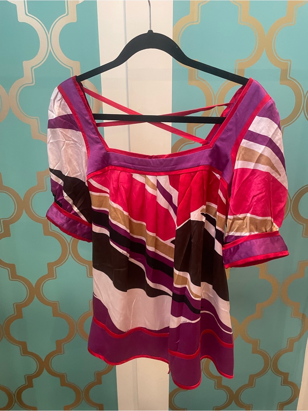 100% silk Bebe baby doll top Size M